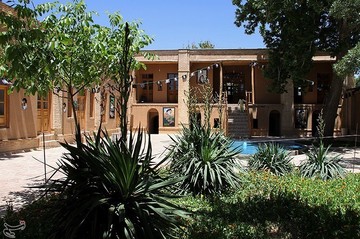 بیت امام خمینی (ره) در خمین