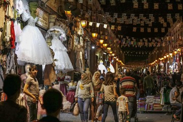  بازار عید فطر در بازار حمیدیه شهر دمشق سوریه
