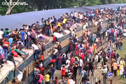 فیلم | اتفاقی عجیب در ایستگاه‌ قطار پایتخت بنگلادش به‌خاطر عید فطر!