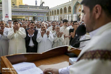 اقامه نماز عید سعید فطر در حرم علوی(ع)