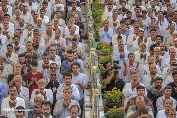 اقامه نماز عید سعید فطر در حرم علوی(ع)