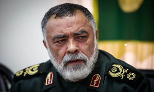 روزی که شهید خرازی گفت اجازه ندارد کباب بخورد/ شهید باکری گفت من لباس می‌شویم شما ماشین را تعمیر کن