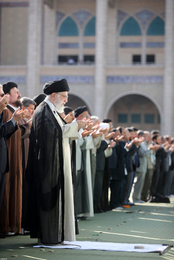 اقامه نماز عید سعید فطر در مصلای امام خمینی (ره)