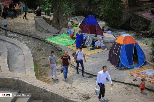 مسافران تابستانی در گنجنامه همدان