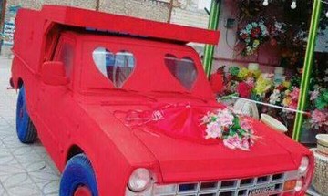 عکس | نیسان آبی، ماشین عروش هم شد!