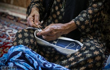 کلاش بافی در اورامانات