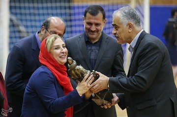 بازی دوستانه تیم منتخب کودکان کار و ستارگان هنر ایران