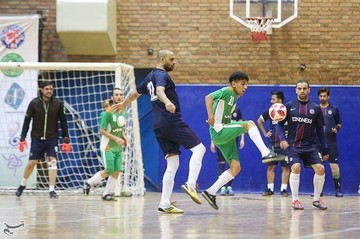 بازی دوستانه تیم منتخب کودکان کار و ستارگان هنر ایران