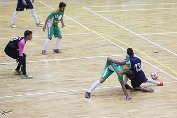 بازی دوستانه تیم منتخب کودکان کار و ستارگان هنر ایران
