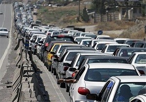 اعلام وضعیت ترافیک جاده‌ها/  ترافیک جاده چالوس سنگین