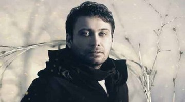 هادی حسینی: مشکل یک بیت از مولانا است