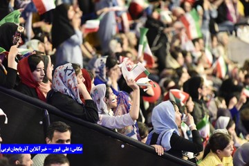 تصاویر | ایران و لهستان در سالن مملو از تماشاگر