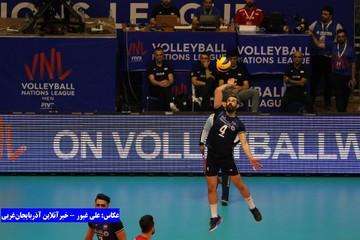 تصاویر | ایران و لهستان در سالن مملو از تماشاگر