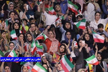 شادی هواداران بعد از برد برابر لهستان