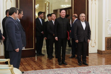 تقدیم استوارنامه سفیر جدید چین به رئیس‌جمهور