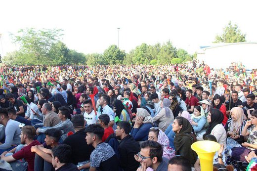 پارک میزبان والیبال‌دوستان بدون بلیت شد