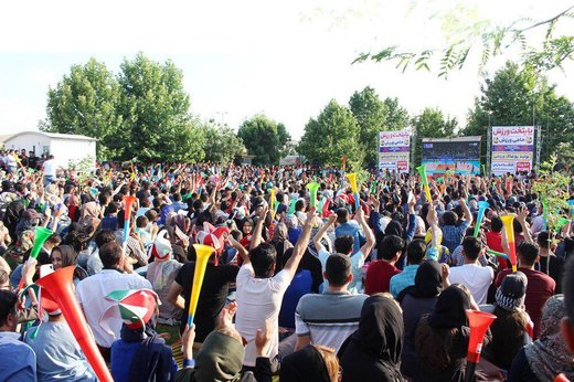 پارک میزبان والیبال‌دوستان بدون بلیت شد