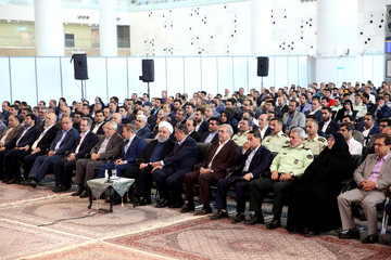 افتتاح ترمینال گالری سلام در فروگاه امام خمینی(ره) با حضور رئیس‌جمهور