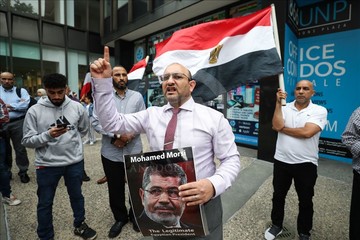 سوگواری هواداران محمد مرسی در نیویورک