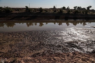 کاهش شدید آب رودخانه کرخه نور در هویزه