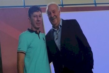 دستیار سابق کی‌روش مهمان سمینار دل‌بوسکه