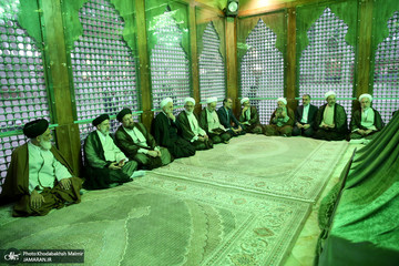 عکسی از هم‌نشینی سیدحسن خمینی و ابراهیم رئیسی