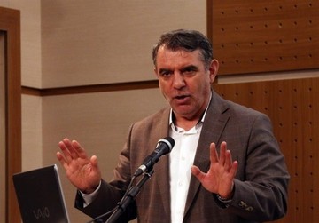 پوری‌حسینی: با الفاظ رکیک از سازمان خصوصی‌سازی یاد می‌شود