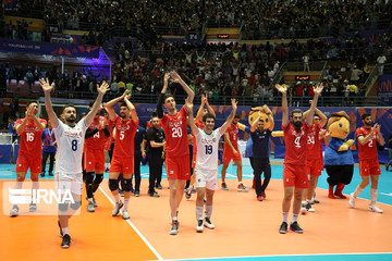 Iran beats Australia to inch closer to Volleyball Nations League finals

