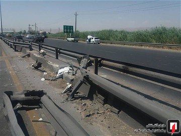 واژگونی پژو پرشیا در جاده ورامین