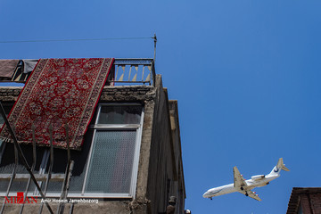 غرش پرندگان آهنین در سی متری جی