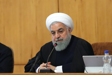 روحانی: به نفع آمریکا و اروپاست که به برجام بازگردند
