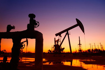 تنش در خلیج فارس، قیمت جهانی نفت را چقدر بالا می‌برد؟