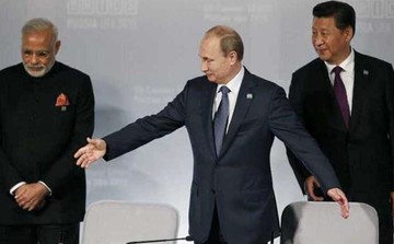 رهبران چین، روسیه و هند در حاشیه جی۲۰ دیدار کردند