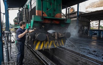 اراده‌هایی آهنین روی خط آهن