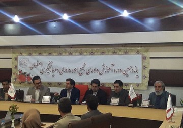  استفاده از شیوه کدخدامنشی در حل پرونده‌های قضایی