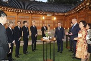 کره‌جنوبی با استیک از ترامپ پذیرایی کرد