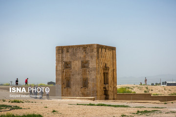 مجموعه‌ باستانی نقش رستم
