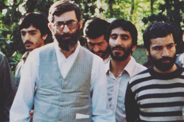 عکس | رهبر انقلاب در روزگار جوانی