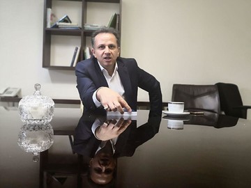 فرشاد غزالیان: وزنه‌برداری ما به شدت گرفتار شعار است