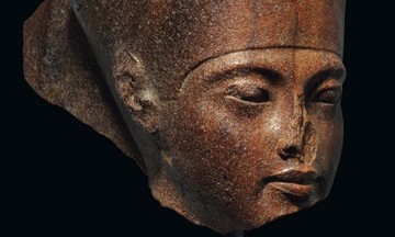 مجسمه جنجالی پادشاه مصر ۶ میلیون دلار فروخته شد