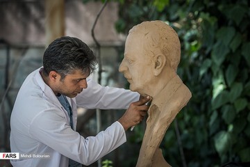 دومین سمپوزیوم مجسمه‌سازی مفاخر ایران