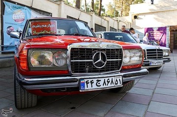 همایش خودروهای کلاسیک در سنندج