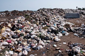 دپوی زباله در ساحل محمودآباد