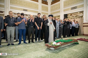 تشییع پیکر پدر سید مهدی شجاعی