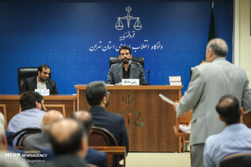 توضیحات یکی از متهمان بانک سرمایه درباره دریافت حقوق نجومی