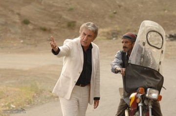 نمایش «پنج تا پنج» با بازی رضا کیانیان در جشنواره فیلم زنان سوئد