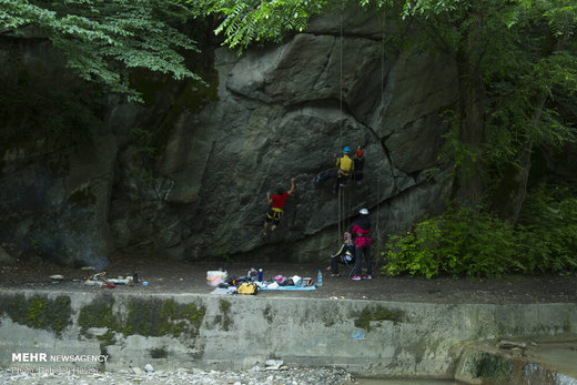 تفریح خانوادگی در خنکای تابستان گلستان