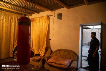 خسارات زلزله در روستای گلگیر مسجد سلیمان