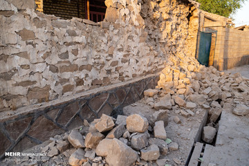 خسارات زلزله در روستای گلگیر مسجد سلیمان