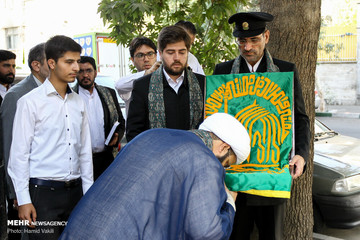 کاروان زیر سایه خورشید در منزل جمال شورجه